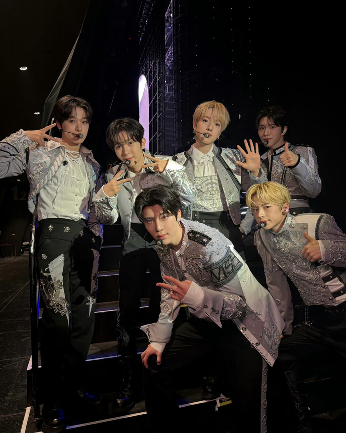 爱游戏app- 巴特勒强行冲击内线成功 