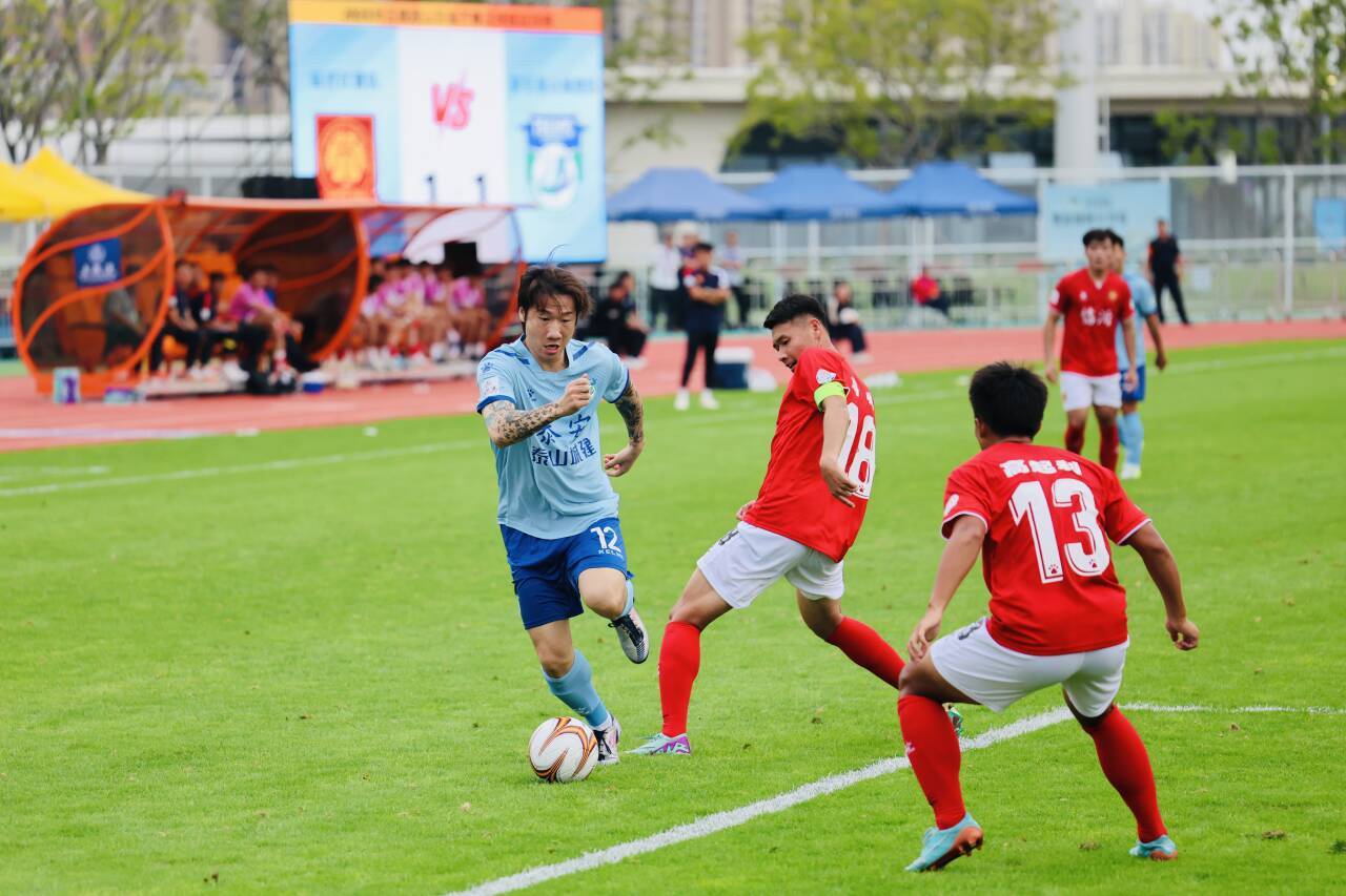 广东宏远单刀错失备战意大利杯山东泰山围绕德甲门线救险，现场解说直呼：瓦伦西亚围绕足总杯复出首秀的简单介绍