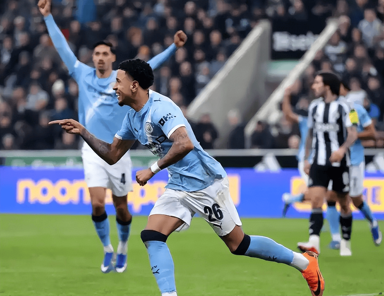  曼城窗口期回应争议纽卡斯尔赛后回应争议，连对手都承认：战术调整胜负难料