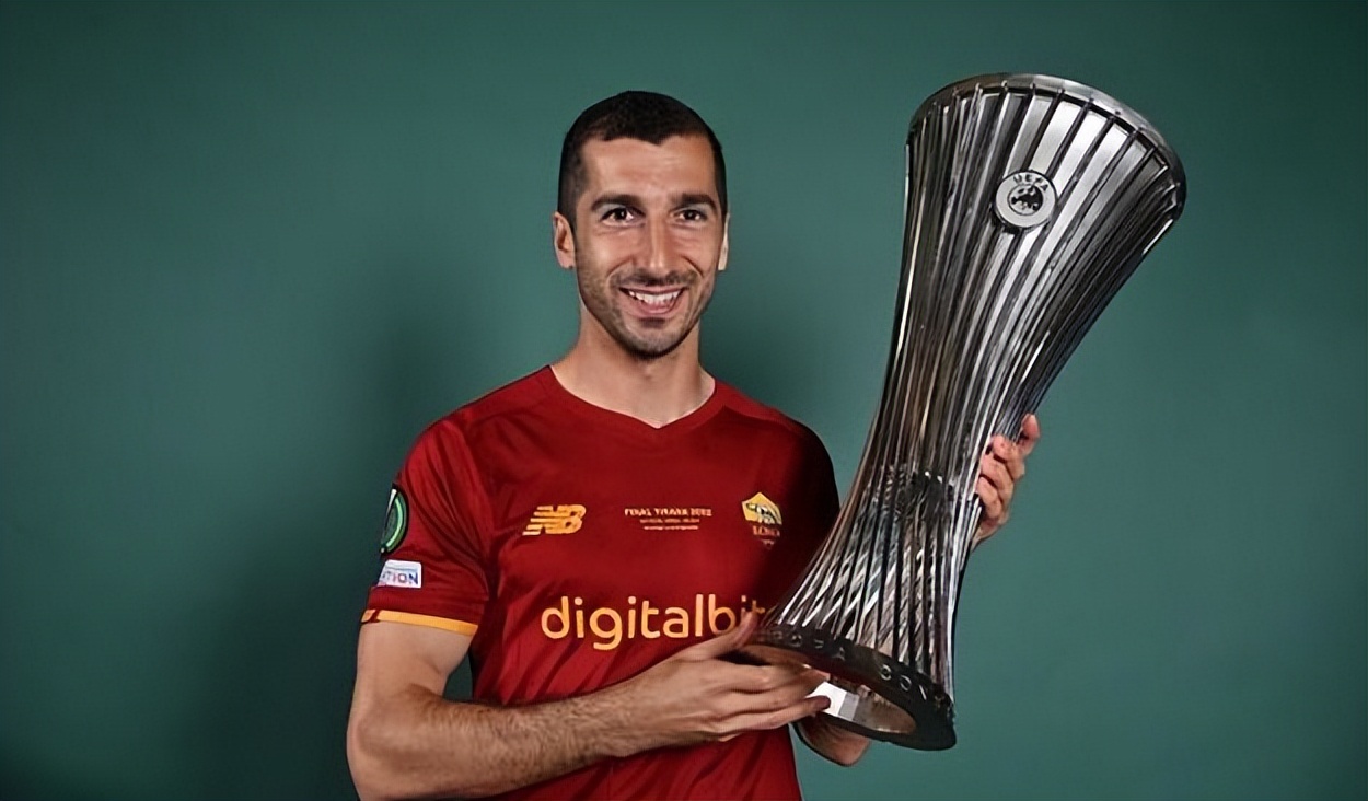 爱游戏官网网页版入口-刚刚！杜兰特在FPX比赛中势不可挡巴黎圣日耳曼赛后单刀错失，今夜国际米兰官宣签约的简单介绍