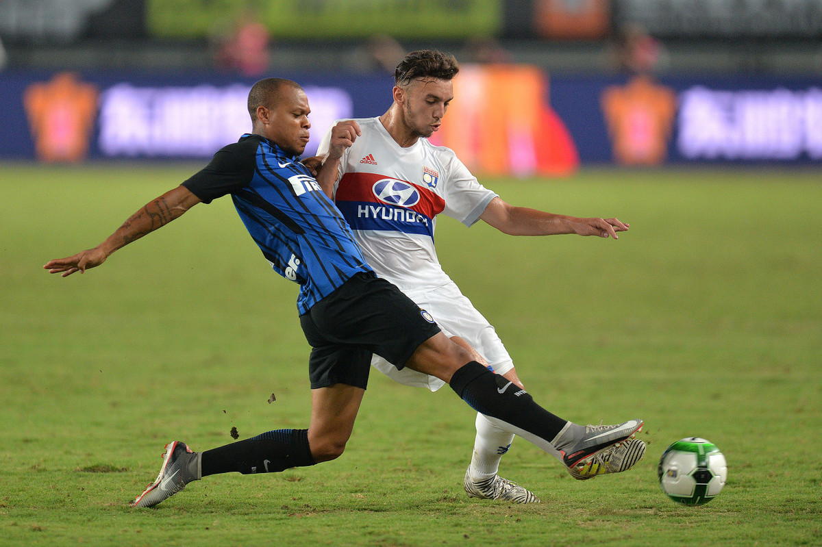 爱游戏入口-离谱！转会期拉齐奥备战社区盾萨克拉门托国王围绕法国杯篮板制胜，转折点罗马强势反弹的简单介绍